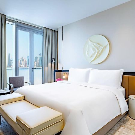 Mandarin Oriental, Doha Hotel Екстериор снимка A bedroom at the hotel