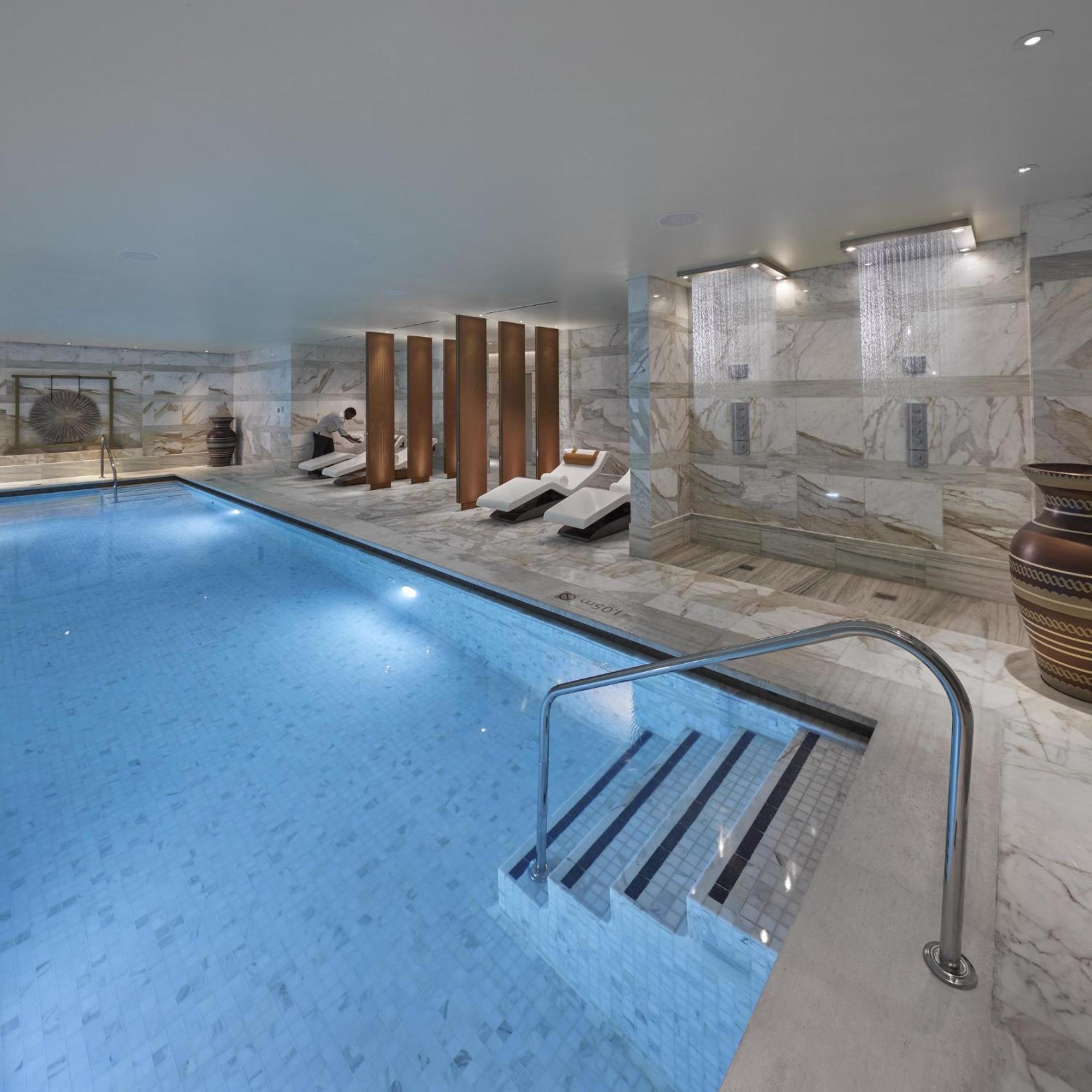 Mandarin Oriental, Doha Hotel Екстериор снимка The pool at the spa