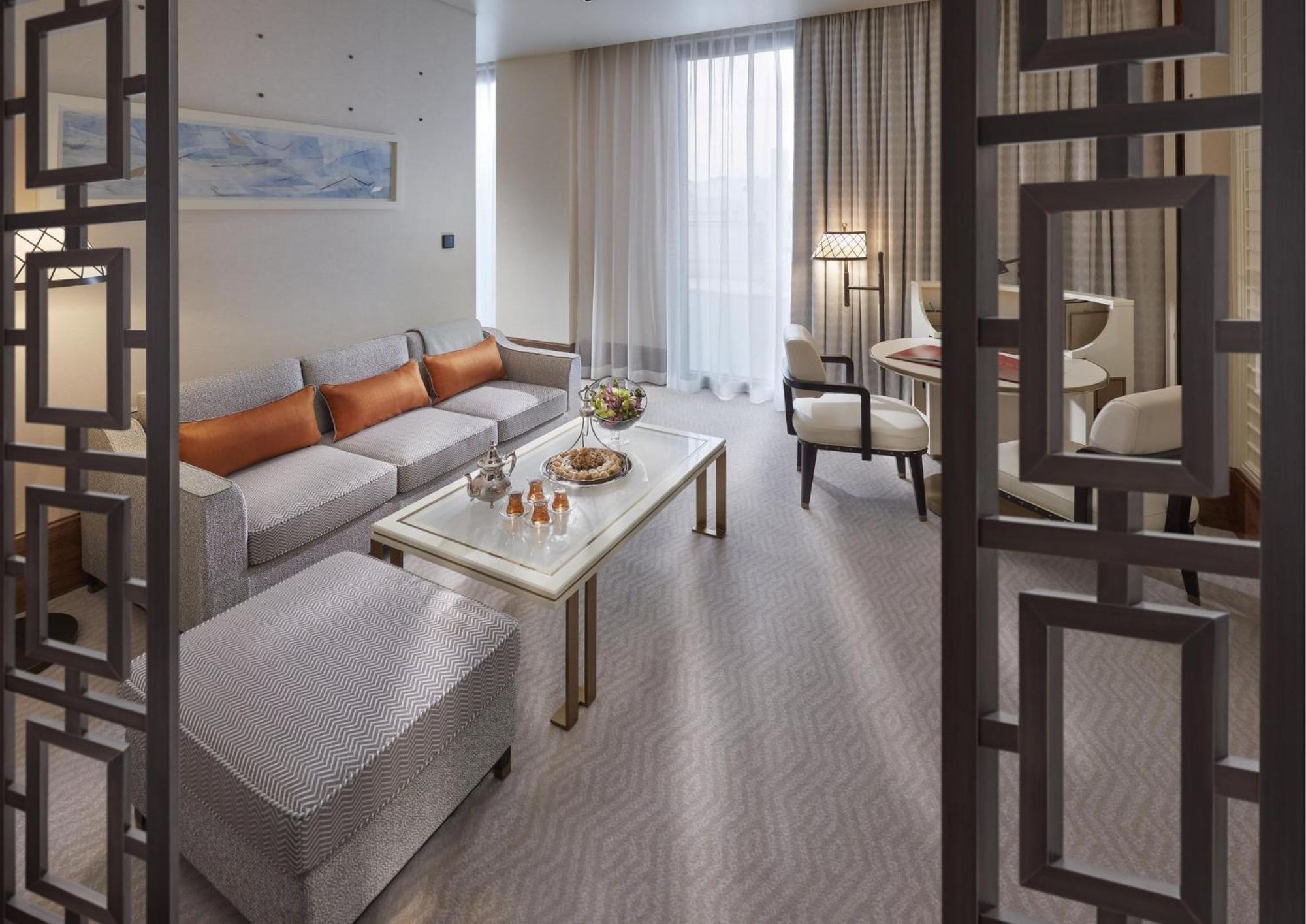 Mandarin Oriental, Doha Hotel Екстериор снимка A suite at the hotel